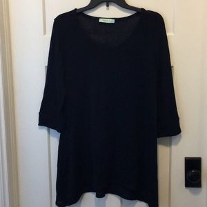 Navy light sweater tunic 3/4 length sleeve